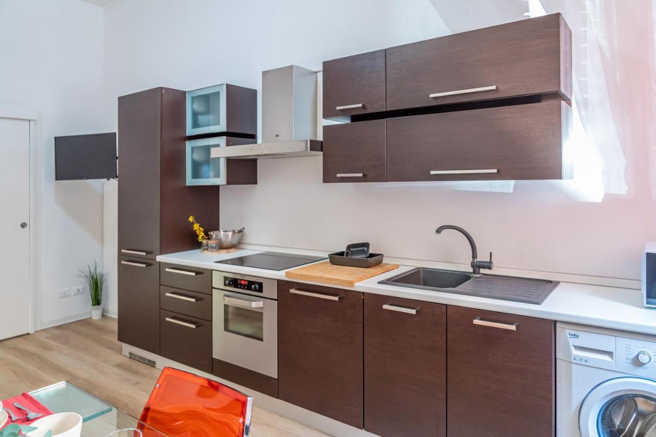 Casa Golgi - Pavia City - By Host4U Buitenkant foto